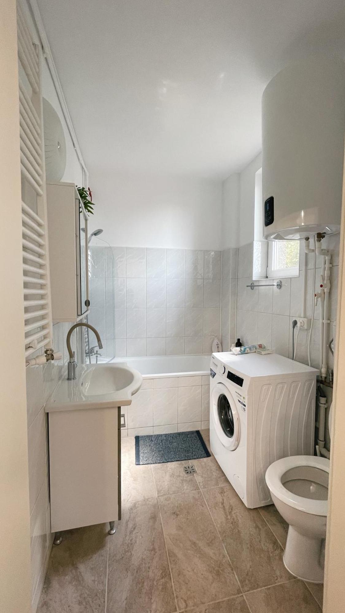 Pinkfluid - Charming Studio In Prime Location Bucareste Exterior foto