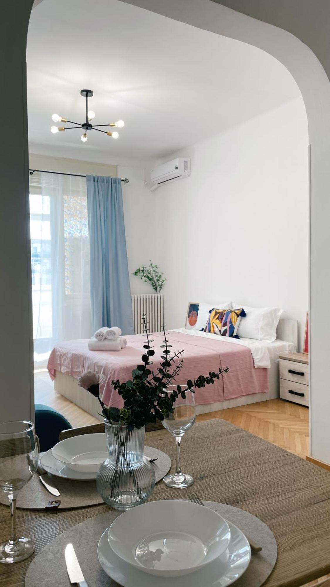 Pinkfluid - Charming Studio In Prime Location Bucareste Exterior foto